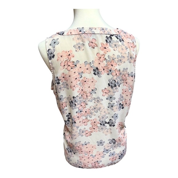 Like New! LOFT Pink and Gray Sleeveless Blouse - Picture 2 of 6